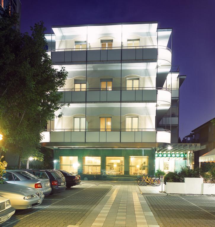 Acasamia Welchome Hotel ริมินี ภายนอก รูปภาพ