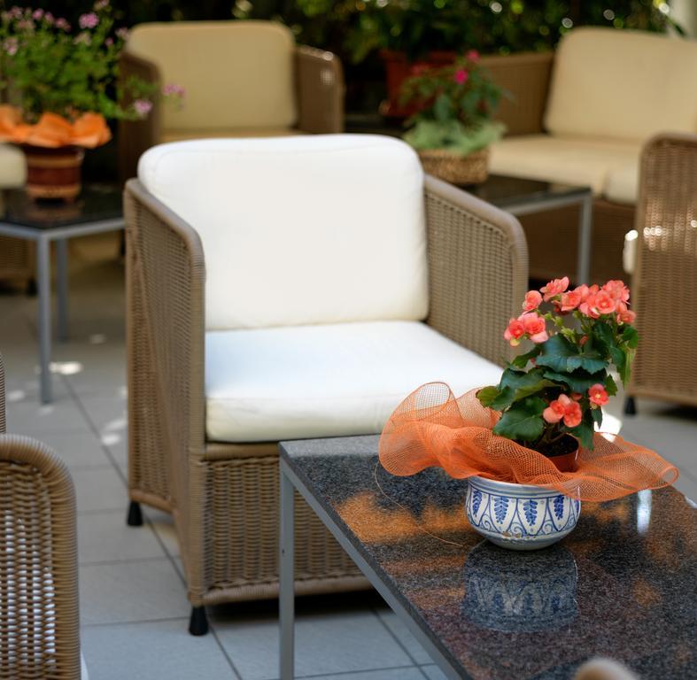 Acasamia Welchome Hotel ริมินี ภายนอก รูปภาพ